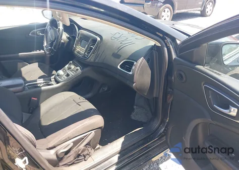 2015 Chrysler 200 Limited z USA, uszkodzony, nr VIN 1C3CCCAB1FN611418